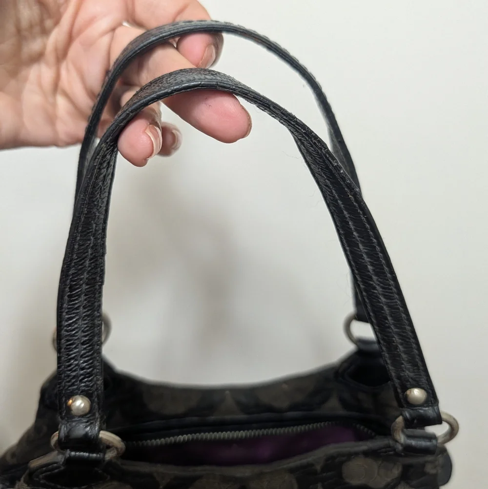 Coach Gramercy OP Art Jacquard Monogram Hobo Bag quilted Canvas black Taupe